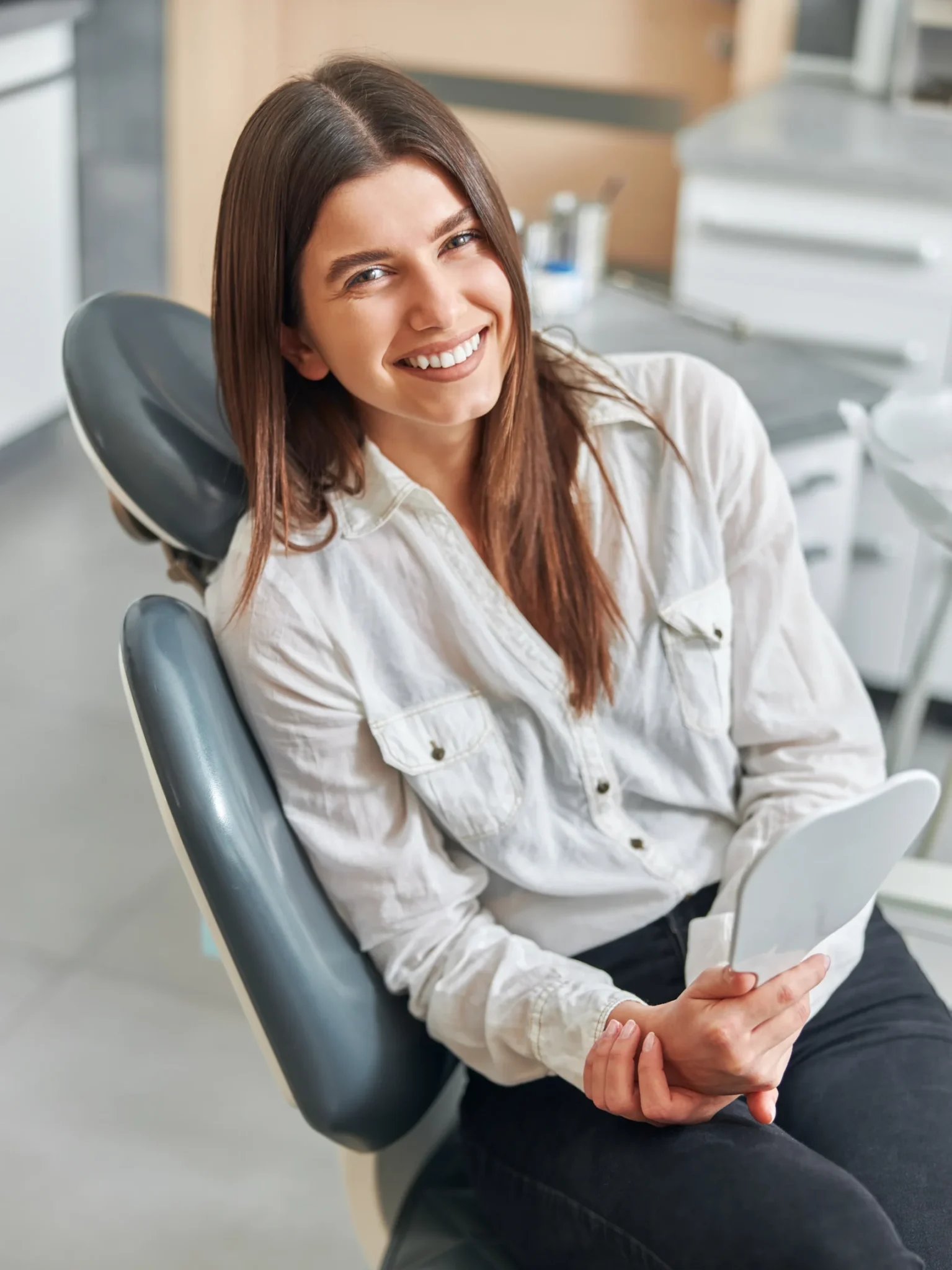 alt="Dr. Victoria Șestovschi, medic stomatolog specialist Chișinău"